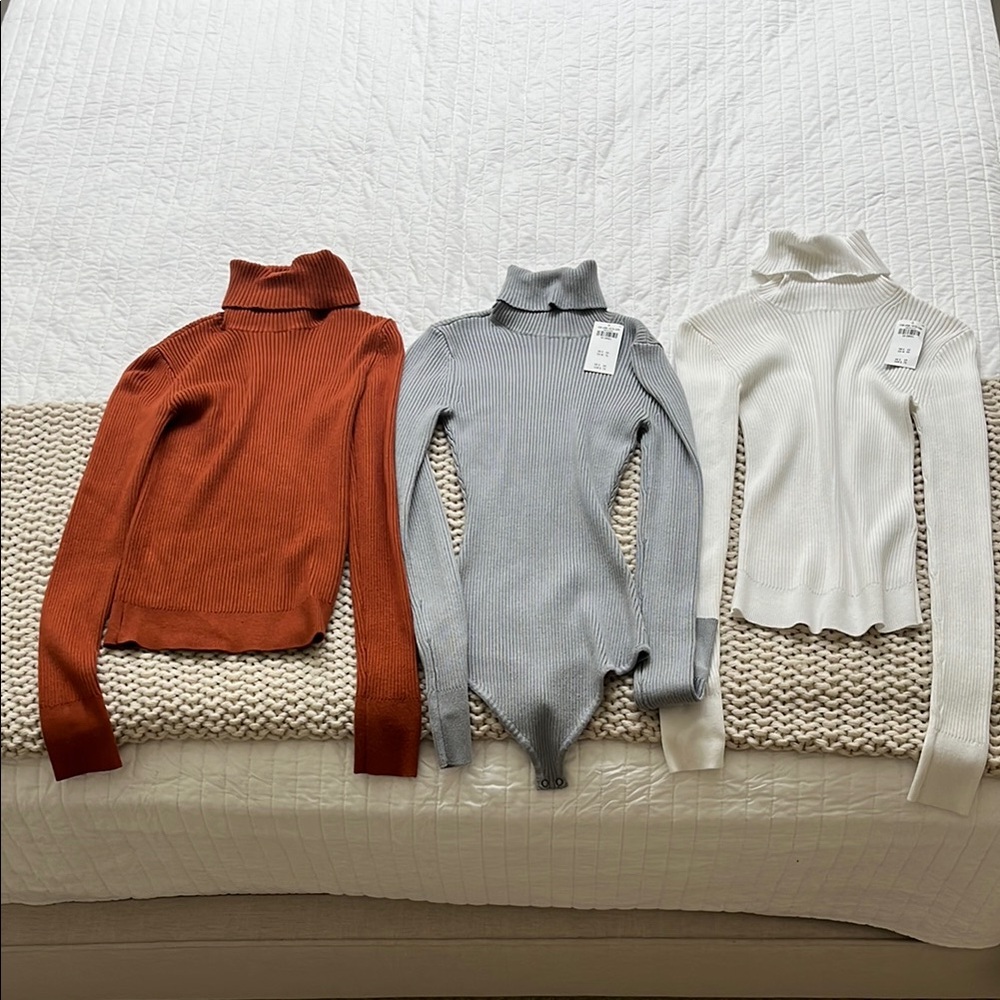 Bundle of 3 Abercrombie Ribbed Turtleneck Sweaters - Rust, Gray, and White